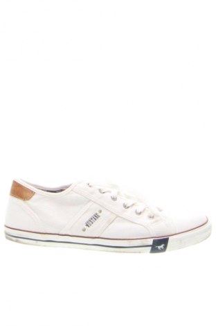Herrenschuhe Mustang, Größe 45, Farbe Weiß, Preis 32,99 €