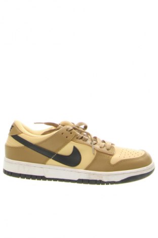 Férfi cipők
 Nike, Méret 42, Szín Sokszínű, Ár 30 869 Ft