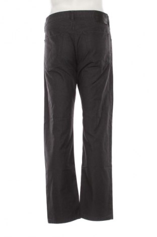 Pantaloni de bărbați BOSS, Mărime L, Culoare Negru, Preț 271,05 Lei