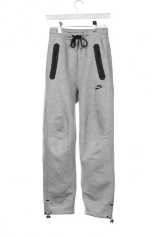 Męskie spodnie sportowe Nike, Rozmiar XS, Kolor Szary, Cena 242,99 zł