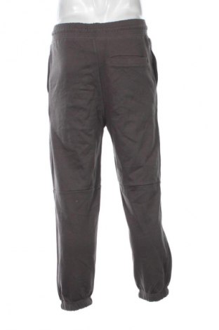 Pánské tepláky  Pull&Bear, Velikost M, Barva Šedá, Cena  739,00 Kč