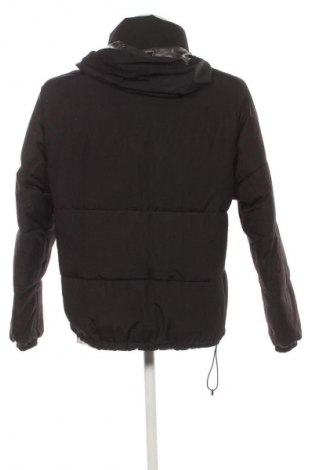 Geacă de bărbati Pull&Bear, Mărime S, Culoare Negru, Preț 136,99 Lei