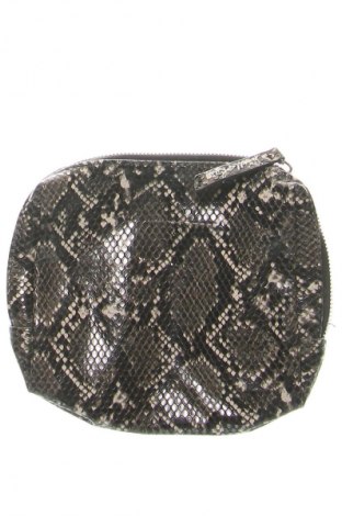 Kosmetiktasche Kendall & Kylie, Farbe Mehrfarbig, Preis € 22,99