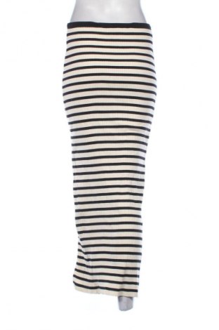 Sukně Bershka, Velikost S, Barva Vícebarevné, Cena  291,00 Kč