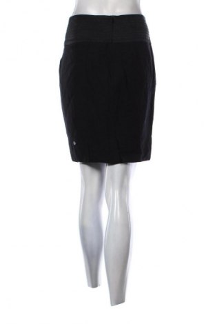 Fustă Boss Orange, Mărime S, Culoare Negru, Preț 323,68 Lei