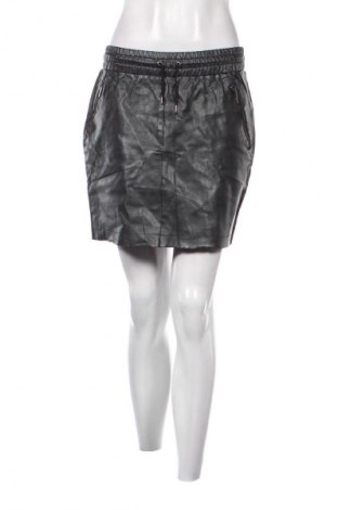 Fustă Costes, Mărime S, Culoare Negru, Preț 108,00 Lei