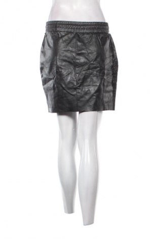 Fustă Costes, Mărime S, Culoare Negru, Preț 108,00 Lei