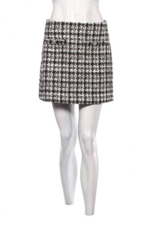 Пола H&M, Размер M, Цвят Многоцветен, Цена 31,99 лв.