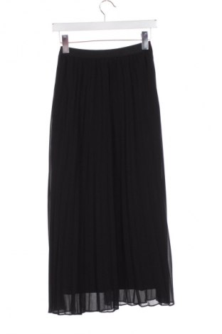 Spódnica S.Oliver, Rozmiar XS, Kolor Czarny, Cena 75,99 zł