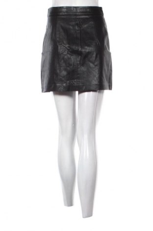 Fustă Stradivarius, Mărime S, Culoare Negru, Preț 50,99 Lei