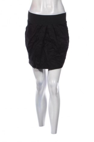 Spódnica Vero Moda, Rozmiar S, Kolor Czarny, Cena 45,98 zł