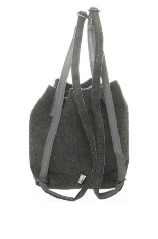 Rucksack Unbranded, Farbe Grau, Preis € 12,99