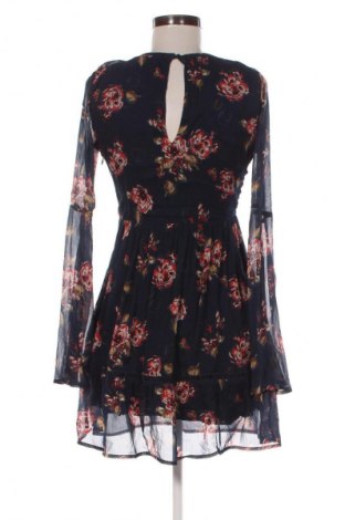 Šaty  Abercrombie & Fitch, Velikost S, Barva Vícebarevné, Cena  319,00 Kč