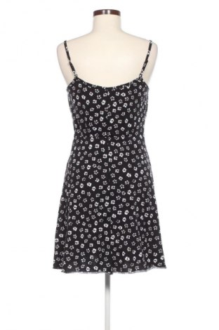 Kleid About You, Größe M, Farbe Mehrfarbig, Preis 18,99 €