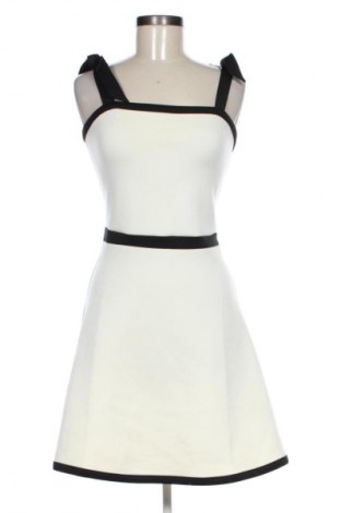 Рокля Anna Field, Размер M, Цвят Екрю, Цена 37,99 лв.