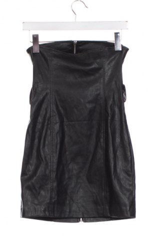 Φόρεμα Bershka, Μέγεθος S, Χρώμα Μαύρο, Τιμή 18,99 €
