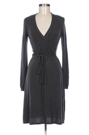 Rochie Esprit, Mărime S, Culoare Gri, Preț 125,92 Lei