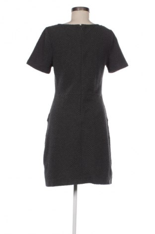 Kleid French Connection, Größe L, Farbe Grau, Preis 29,99 €
