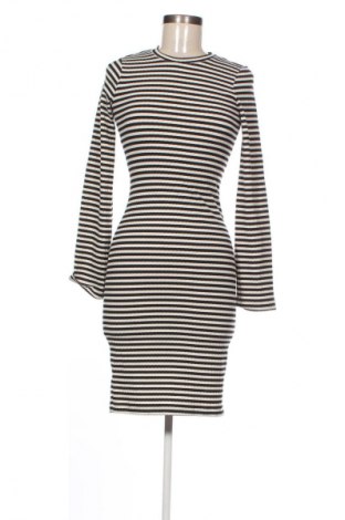 Рокля H&M, Размер XS, Цвят Многоцветен, Цена 29,99 лв.