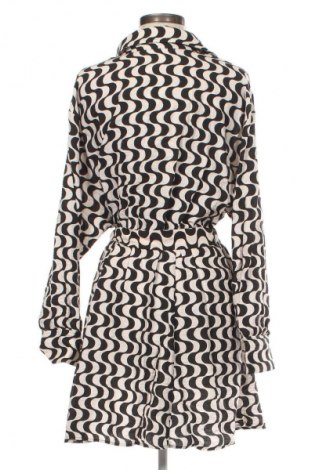 Rochie H&M, Mărime L, Culoare Multicolor, Preț 89,99 Lei