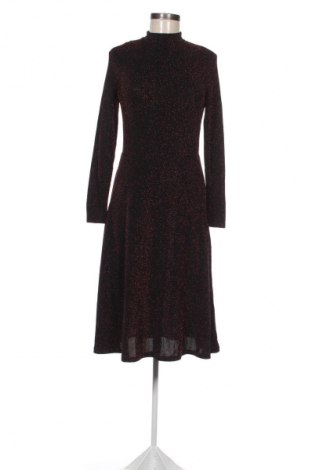 Рокля H&M, Размер M, Цвят Многоцветен, Цена 19,99 лв.