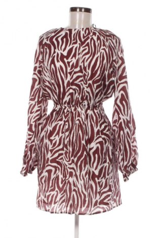 Rochie H&M, Mărime M, Culoare Multicolor, Preț 142,50 Lei