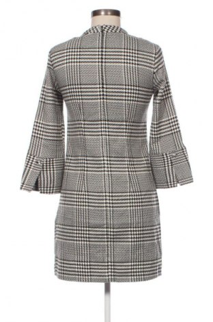 Kleid H&M, Größe XS, Farbe Mehrfarbig, Preis 20,99 €