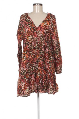 Рокля H&M, Размер S, Цвят Многоцветен, Цена 29,99 лв.