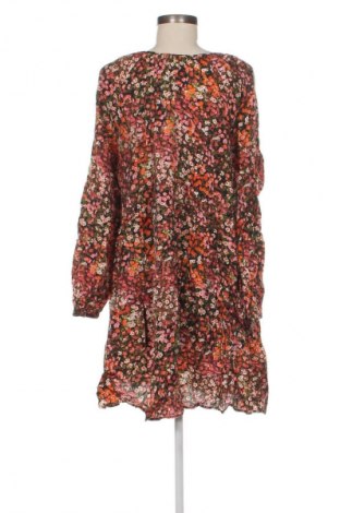 Рокля H&M, Размер S, Цвят Многоцветен, Цена 29,99 лв.