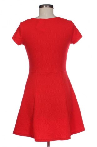 Рокля H&M Divided, Размер M, Цвят Червен, Цена 23,99 лв.