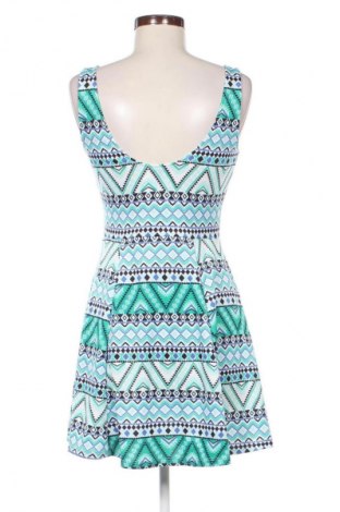 Рокля H&M Divided, Размер M, Цвят Многоцветен, Цена 50,11 лв.