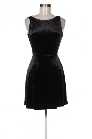 Sukienka H&M Divided, Rozmiar S, Kolor Czarny, Cena 46,49 zł