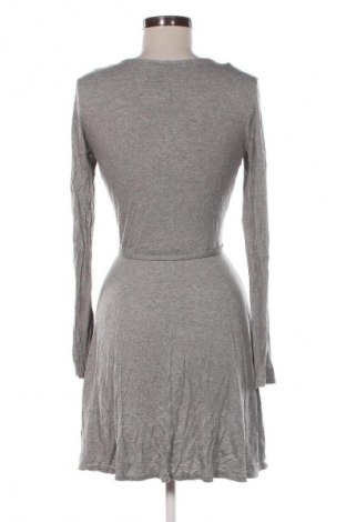 Kleid H&M Divided, Größe M, Farbe Silber, Preis € 20,99