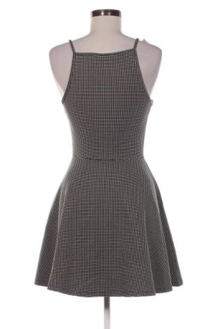 Kleid H&M Divided, Größe M, Farbe Mehrfarbig, Preis 13,99 €