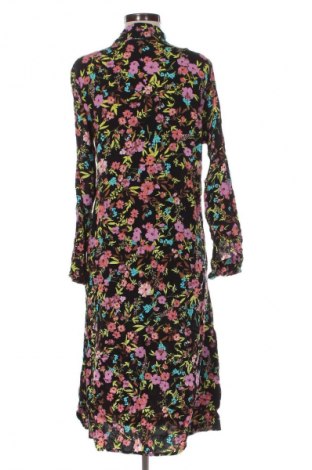 Kleid Ichi, Größe M, Farbe Mehrfarbig, Preis € 33,99
