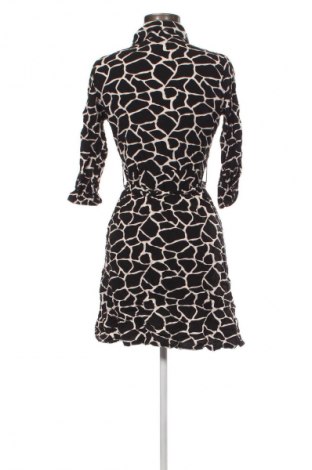 Kleid Lola & Liza, Größe M, Farbe Mehrfarbig, Preis € 16,99