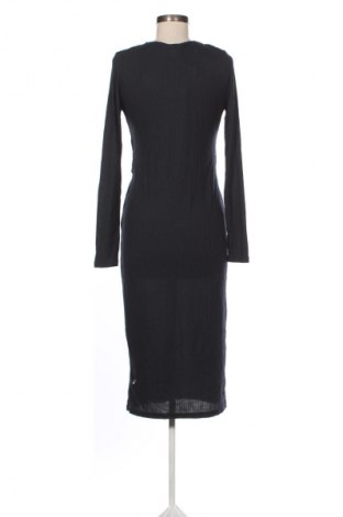 Kleid Mamalicious, Größe M, Farbe Blau, Preis 53,99 €