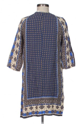 Kleid Mango, Größe M, Farbe Mehrfarbig, Preis 17,39 €