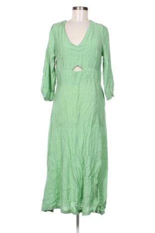 Rochie Mohito, Mărime M, Culoare Verde, Preț 76,00 Lei
