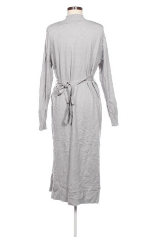 Kleid New Look, Größe XXL, Farbe Grau, Preis € 23,99