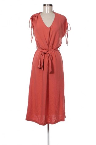 Kleid Nielsson, Größe M, Farbe Orange, Preis 11,99 €