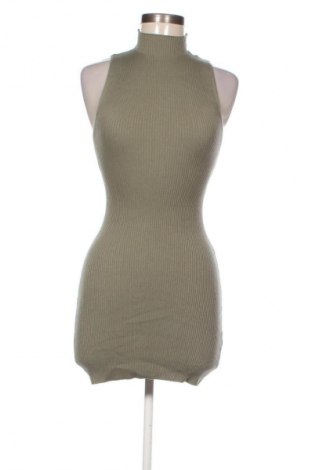 Kleid Pull&Bear, Größe S, Farbe Grün, Preis € 20,99