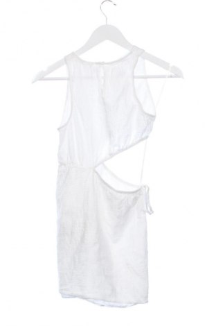 Ruha Pull&Bear, Méret XS, Szín Fehér, Ár 5 899 Ft