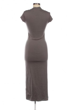 Rochie Pull&Bear, Mărime L, Culoare Gri, Preț 76,30 Lei
