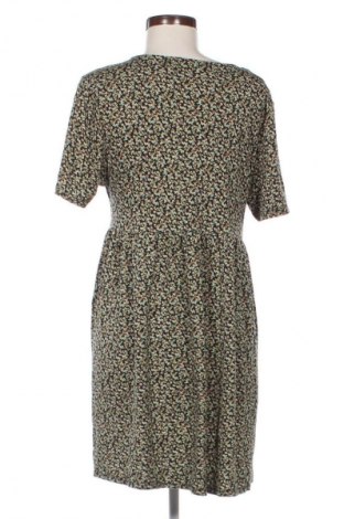 Rochie Pull&Bear, Mărime XL, Culoare Multicolor, Preț 76,00 Lei