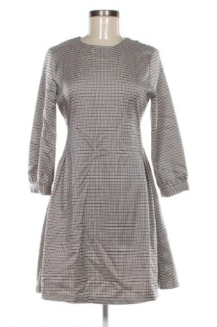 Kleid Reserved, Größe M, Farbe Mehrfarbig, Preis 20,99 €