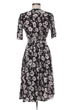Kleid Reserved, Größe S, Farbe Mehrfarbig, Preis 19,99 €