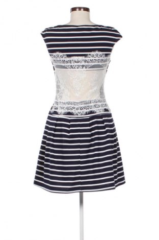 Kleid Rinascimento, Größe L, Farbe Mehrfarbig, Preis 41,94 €
