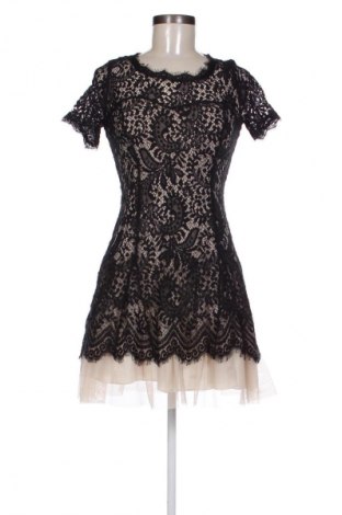 Kleid Rinascimento, Größe M, Farbe Schwarz, Preis 41,98 €