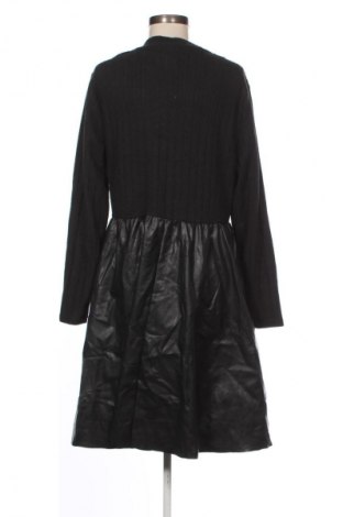 Kleid SHEIN, Größe XXL, Farbe Schwarz, Preis 20,99 €